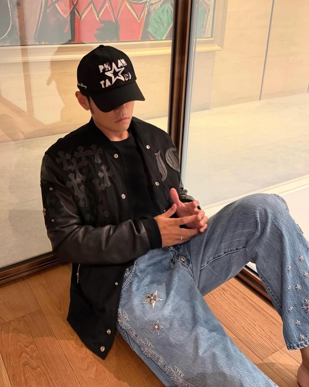 Ph&uacute; b&agrave; mua quần jeans 5 tỷ m&agrave; kh&ocirc;ng biết: C&acirc;u chuyện viral cực độ v&igrave; phản ứng cho&aacute;ng v&aacute;ng của giới si&ecirc;u gi&agrave;u - Ảnh 5.