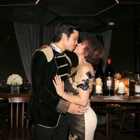 Nam người mẫu từng say m&ecirc; tỷ ph&uacute; hơn 32 tuổi, hai lần cầu h&ocirc;n bất th&agrave;nh giờ ra sao? - Ảnh 1.