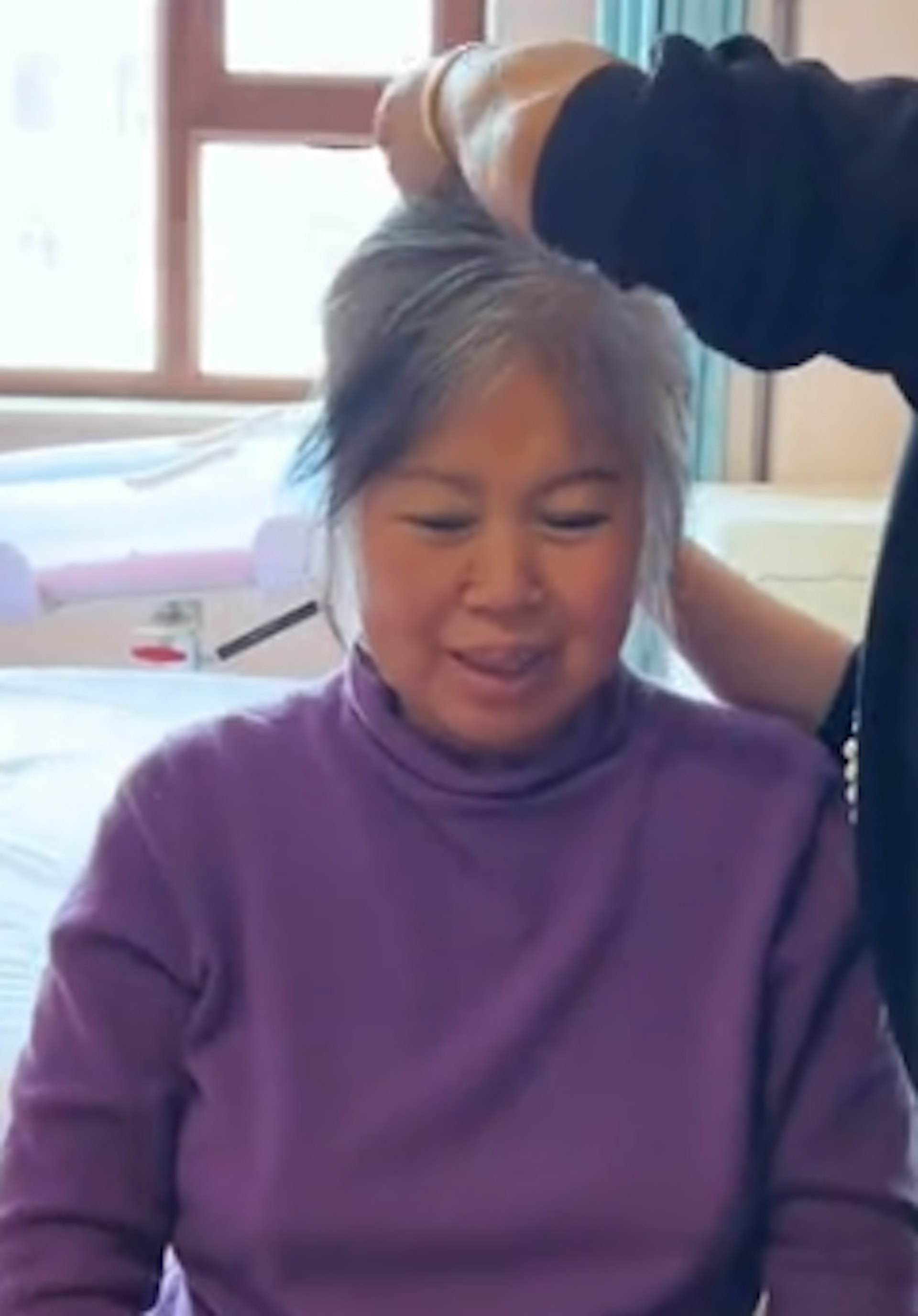 Sản phụ 63 tuổi sinh con nhờ IVF g&acirc;y tranh c&atilde;i tại Trung Quốc - Ảnh 1.