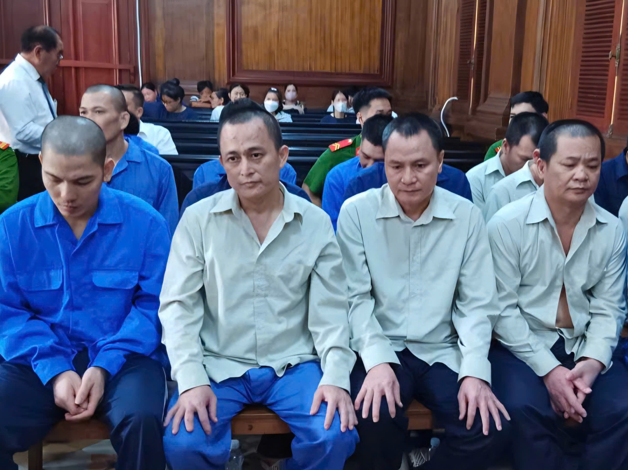 Tuy&ecirc;n &aacute;n L&ecirc; Thị như Ngọc v&agrave; đồng phạm trong vụ c&aacute;t lậu s&ocirc;ng Đồng Nai 2026 - Ảnh 1.