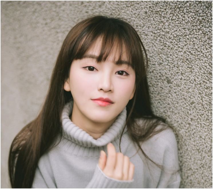 T&igrave;nh h&igrave;nh hiện tại của "Nữ thần Vũ H&aacute;n" nổi khắp cả nước nhờ một bộ ảnh năm 18 tuổi, d&ugrave;ng c&aacute;t-x&ecirc; &ldquo;bao nu&ocirc;i&rdquo; bạn trai- Ảnh 5.