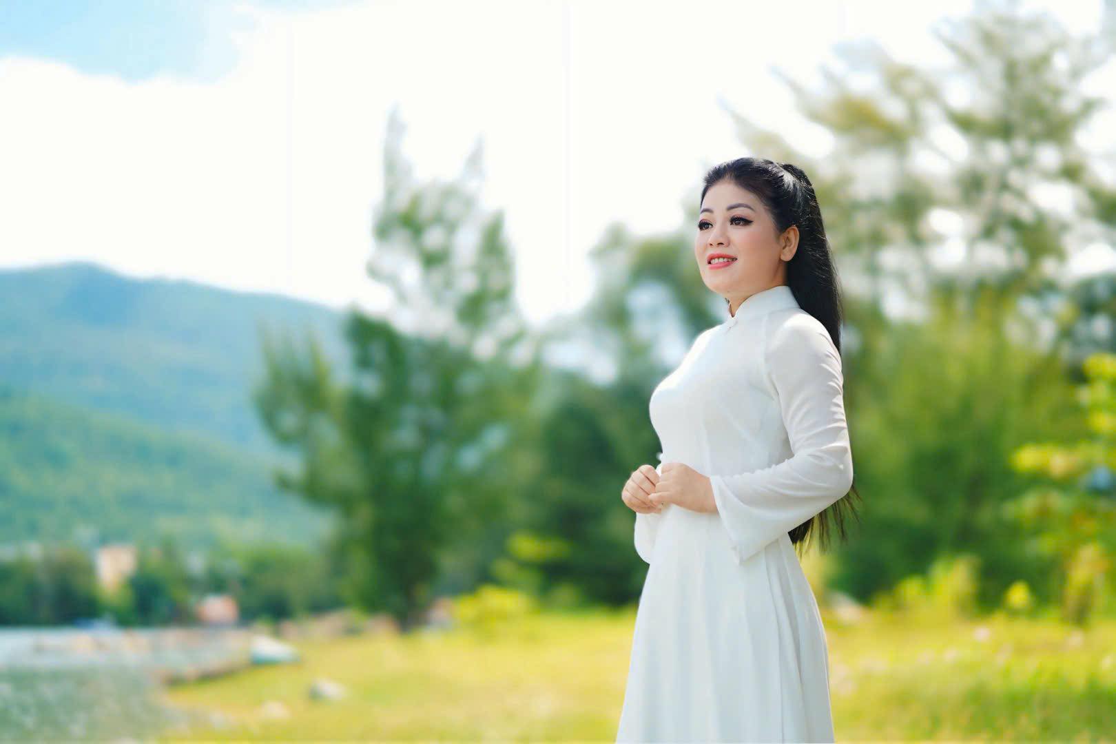 &ldquo;Nữ ho&agrave;ng nhạc đỏ&rdquo; l&agrave; mẹ đơn th&acirc;n 4 con v&agrave; nỗi sợ c&ocirc; độc tới cuối đời - Ảnh 7.