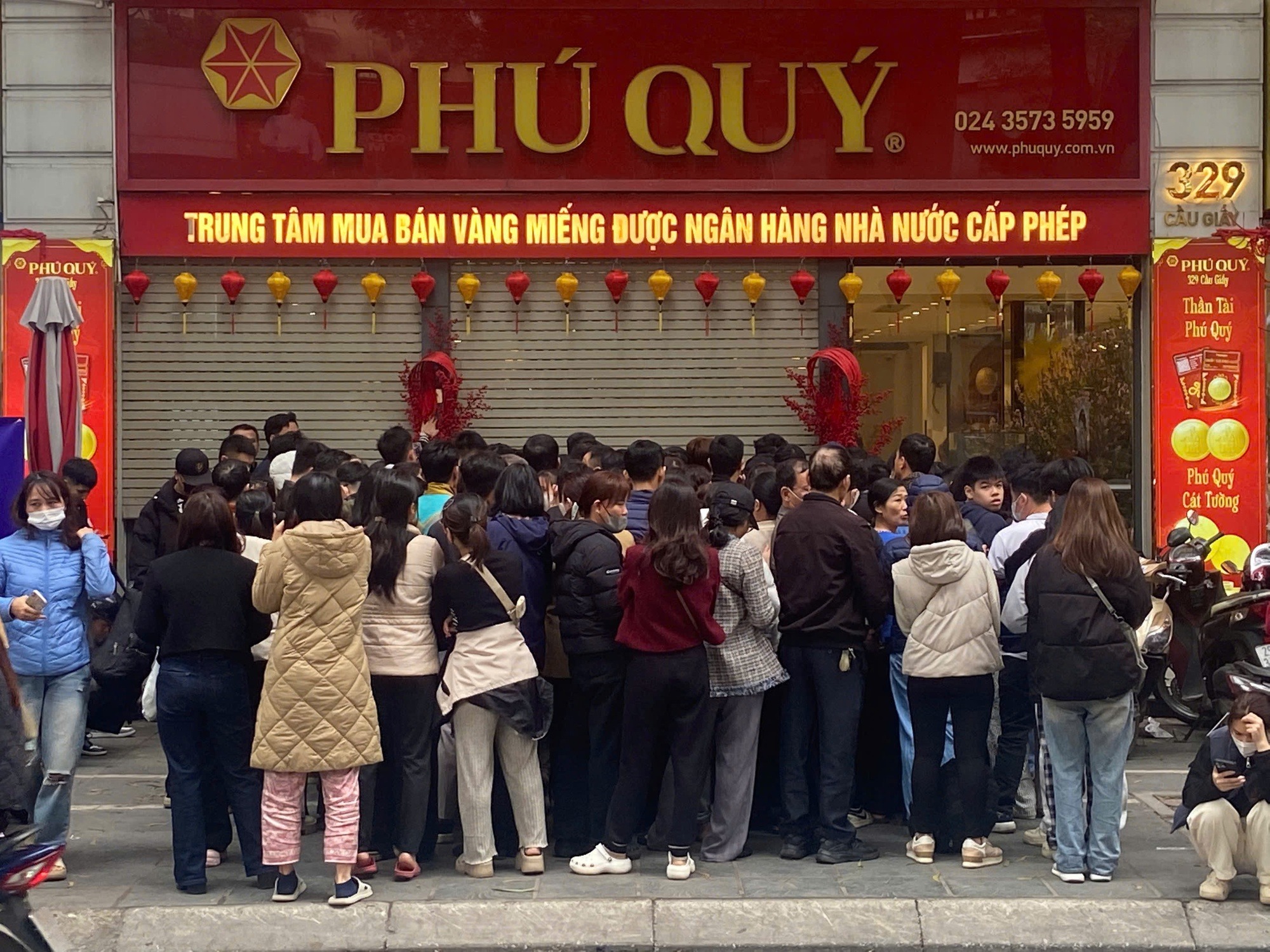 Người mua v&agrave;ng l&acirc;u năm thường c&oacute; một nguy&ecirc;n tắc rất đơn giản, đ&ocirc;i khi bạn rất dễ bỏ qua- Ảnh 1.