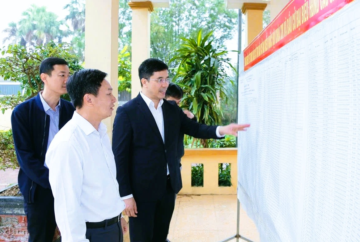 B&iacute; thư thanh h&oacute;a Nguyễn Do&atilde;n Anh dẫn đầu ban Chỉ đạo bầu cử tỉnh 2026 - Ảnh 1.
