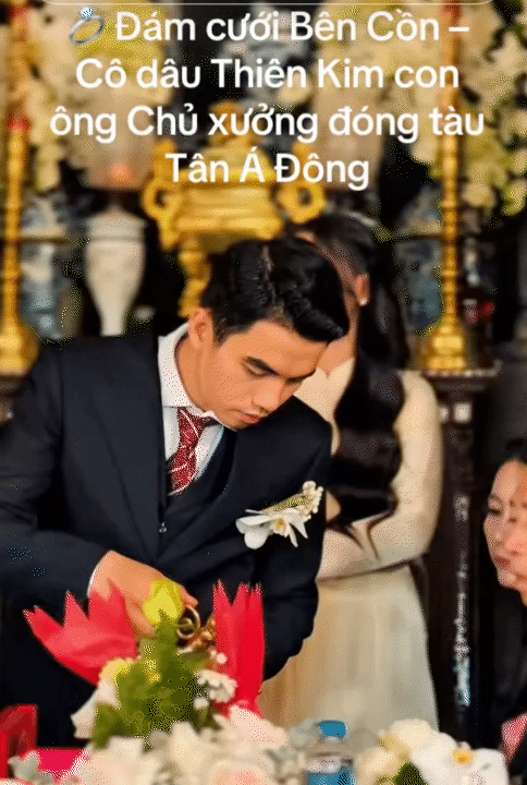 Lễ cưới của &aacute;i nữ "&ocirc;ng tr&ugrave;m" đ&oacute;ng t&agrave;u Tiền Giang: Kh&ocirc;ng gian tiệc rộng lớn nhưng tư gia nh&agrave; g&aacute;i mới l&agrave; điểm nhấn- Ảnh 6.