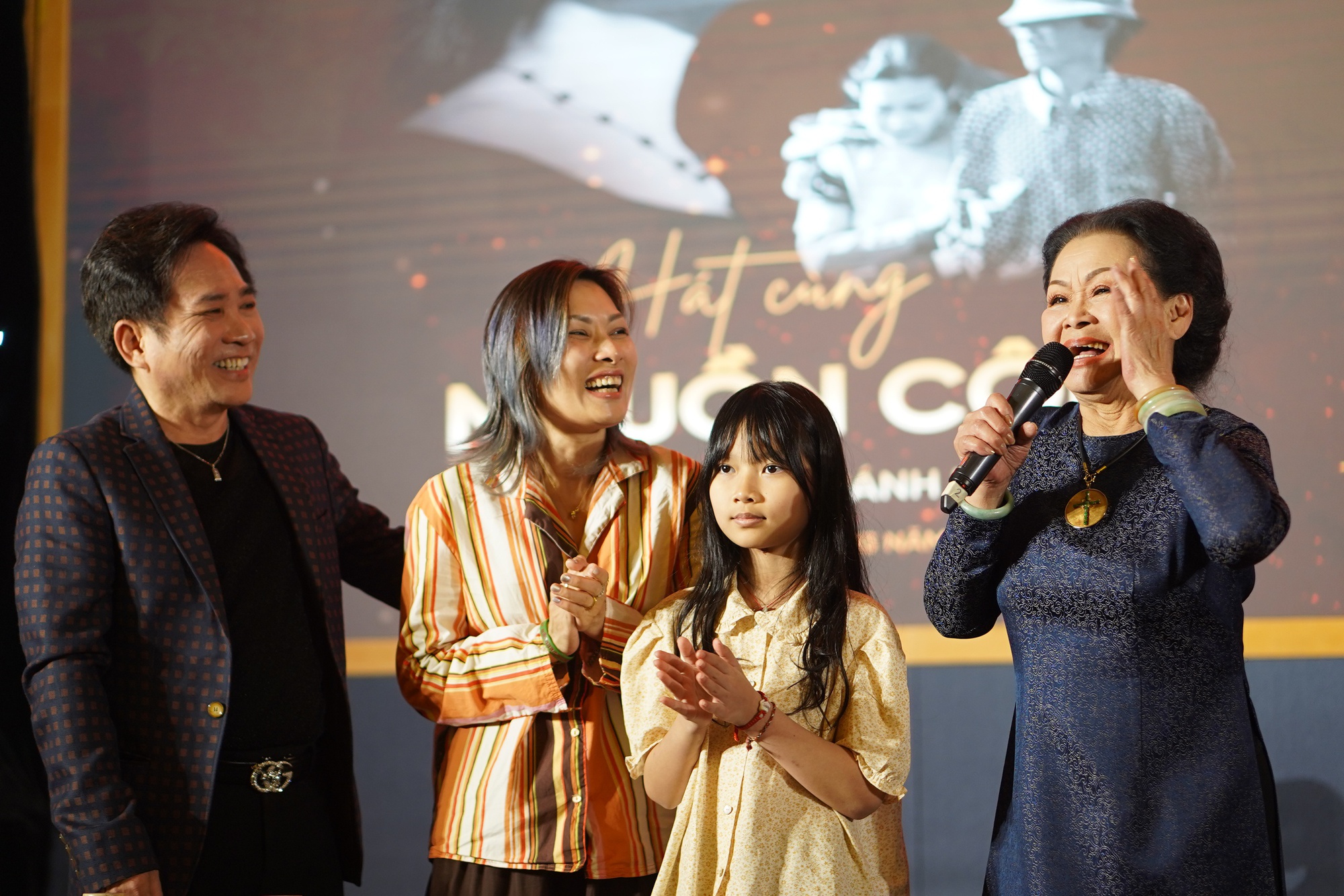 Kh&aacute;nh Ly: "T&ocirc;i c&oacute; thể ra đi 5 ph&uacute;t sau"- Ảnh 3.