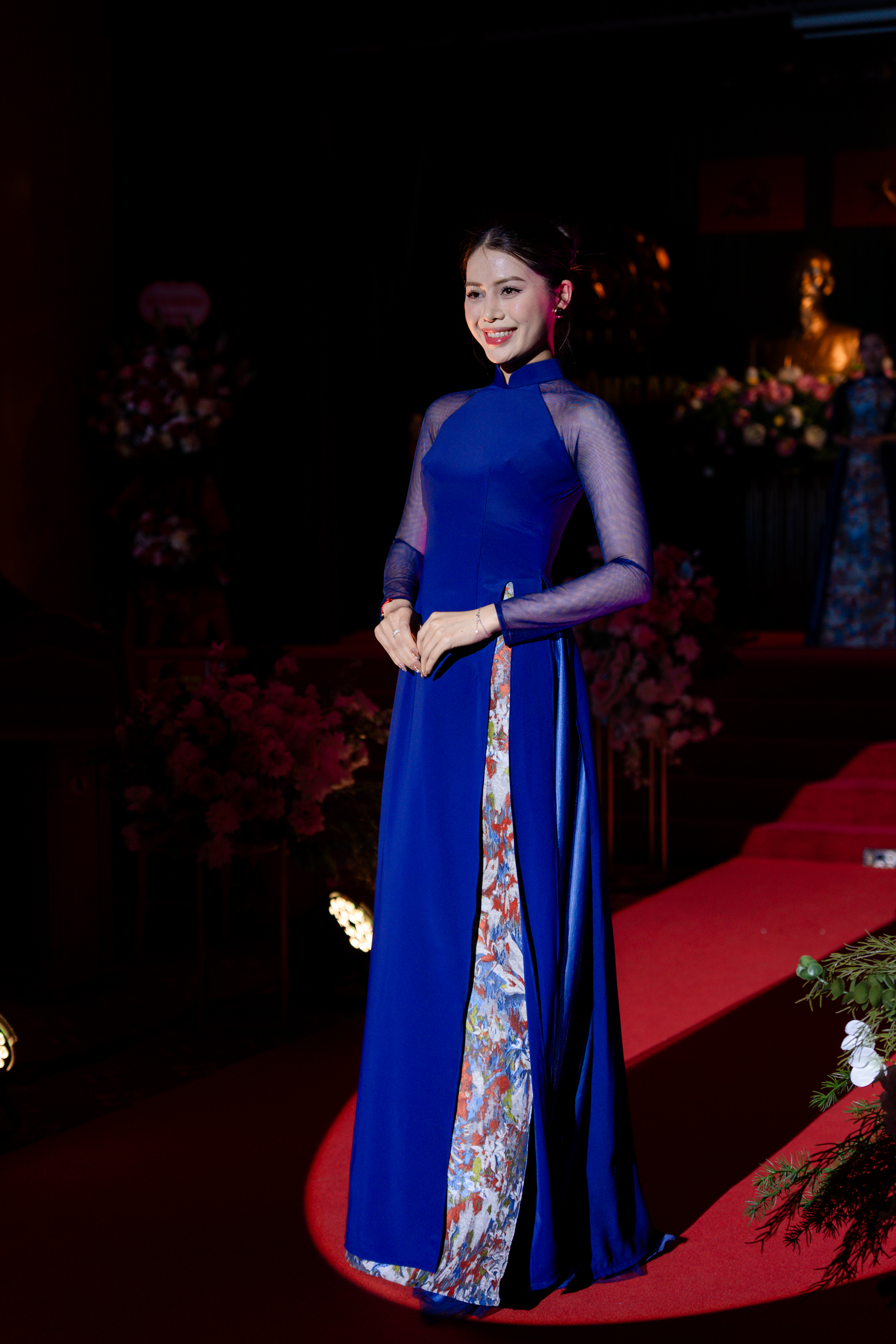 NTK Trần Phương Hoa tôn vinh vẻ đẹp người phụ nữ Công an Nhân dân qua bộ sưu tập áo dài- Ảnh 7.