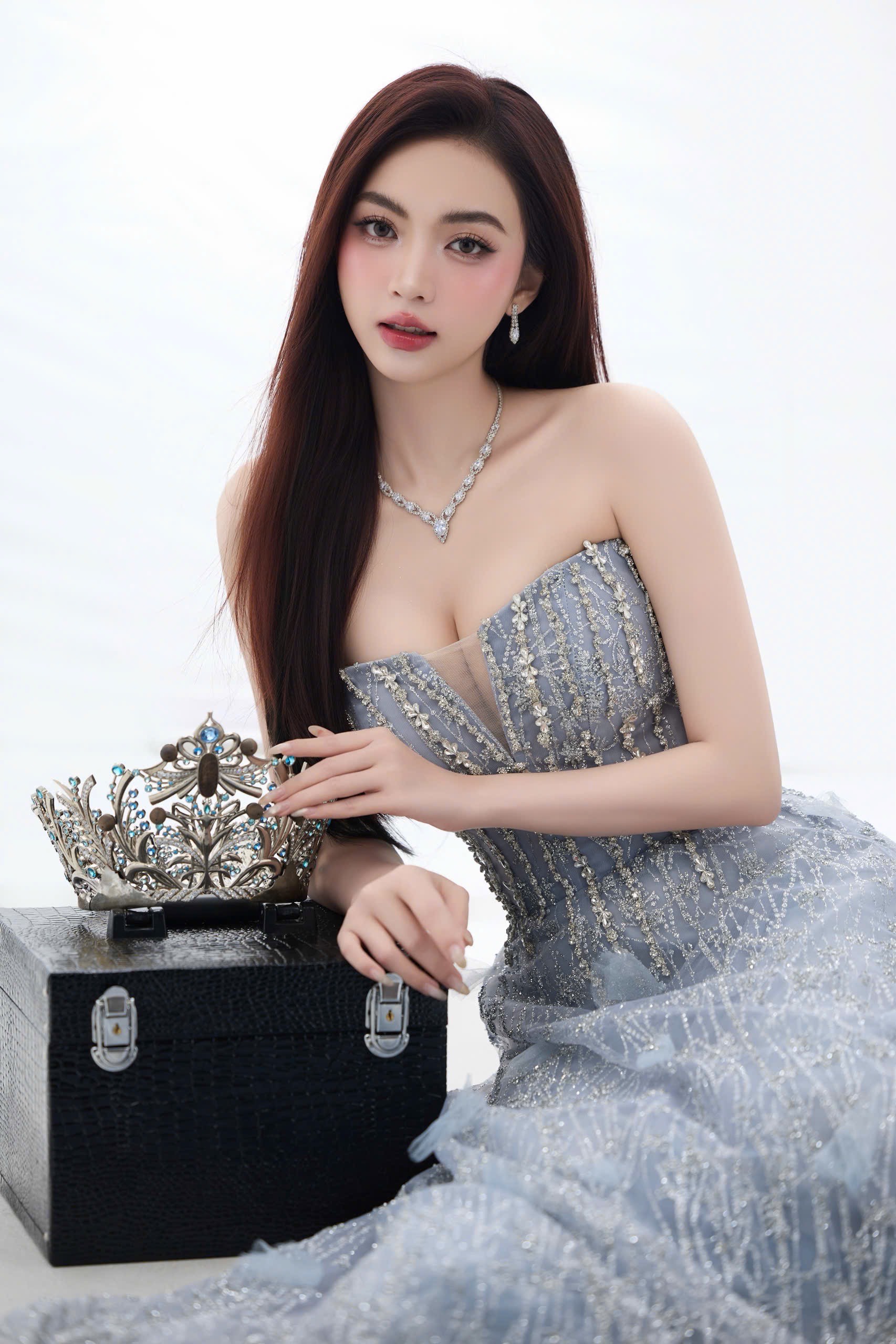 Hoa hậu Sinh viên Việt Nam thay đổi ra sao sau 4 tháng đăng quang?- Ảnh 5.