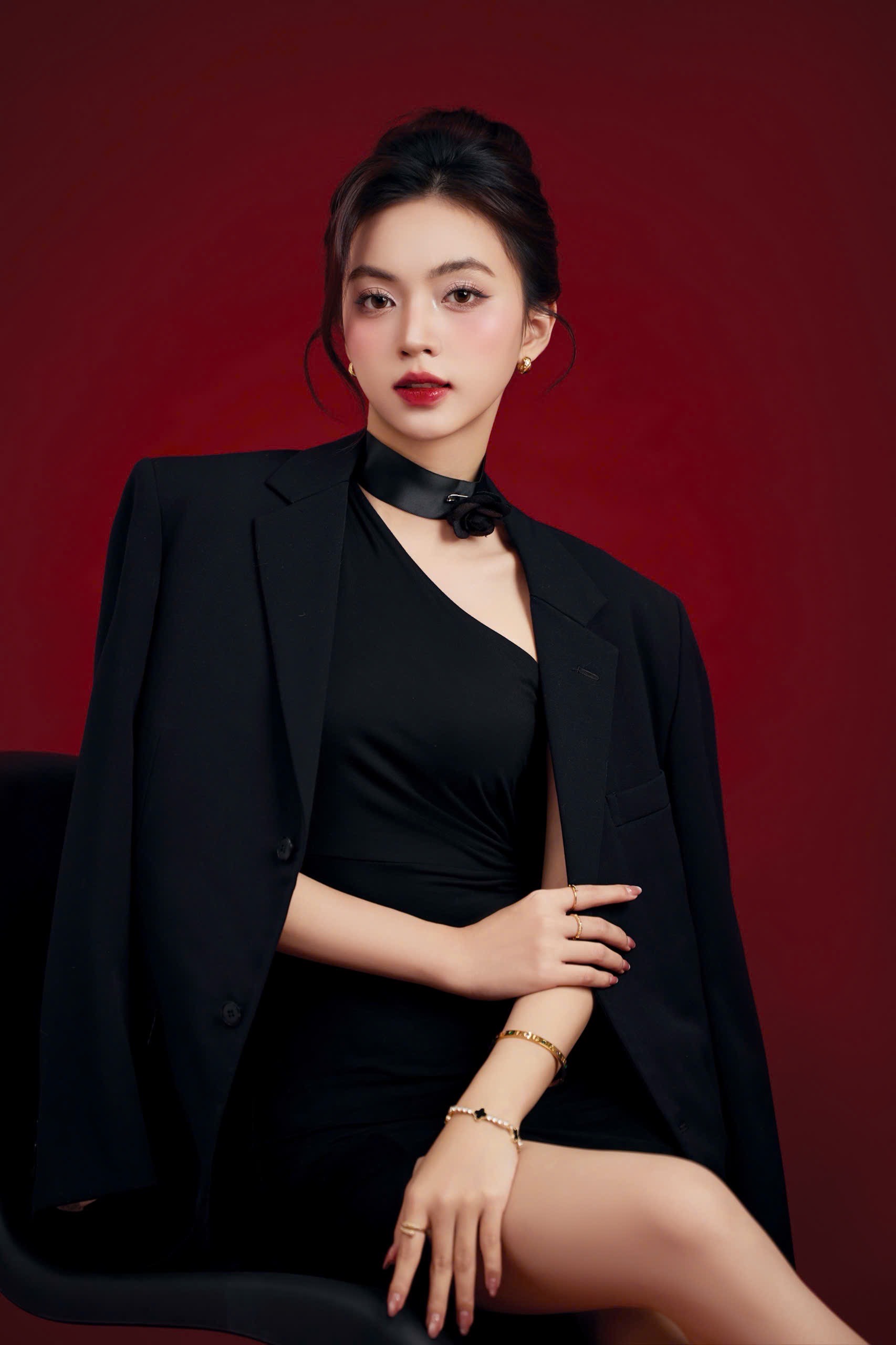 Hoa hậu Sinh viên Việt Nam thay đổi ra sao sau 4 tháng đăng quang?- Ảnh 7.