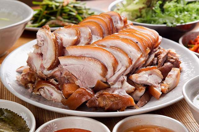 Phần thịt lợn "phải đặt trước mới c&oacute; m&agrave; mua", ăn đ&uacute;ng c&aacute;ch c&oacute; thể mang lại 4 lợi &iacute;ch lớn cho sức khỏe, b&aacute;c sĩ cũng phải khen ngợi- Ảnh 3.