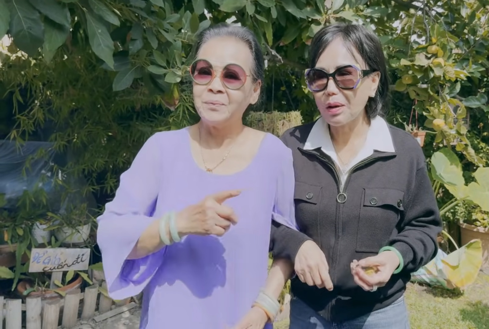 Thanh Tuyền tới nh&agrave; Kh&aacute;nh Ly: "Kh&ocirc;ng biết đứa n&agrave;o đi trước đứa n&agrave;o đi sau" - Ảnh 2.