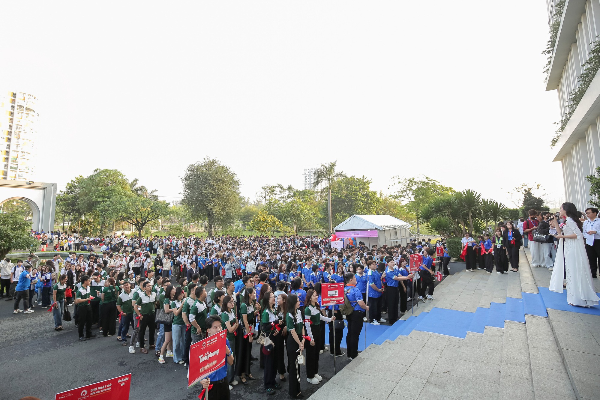 Thứ trưởng Nguyễn Tri Thức: Không có máu, bác sĩ giỏi đến đâu cũng khó cứu người bệnh - Ảnh 1.