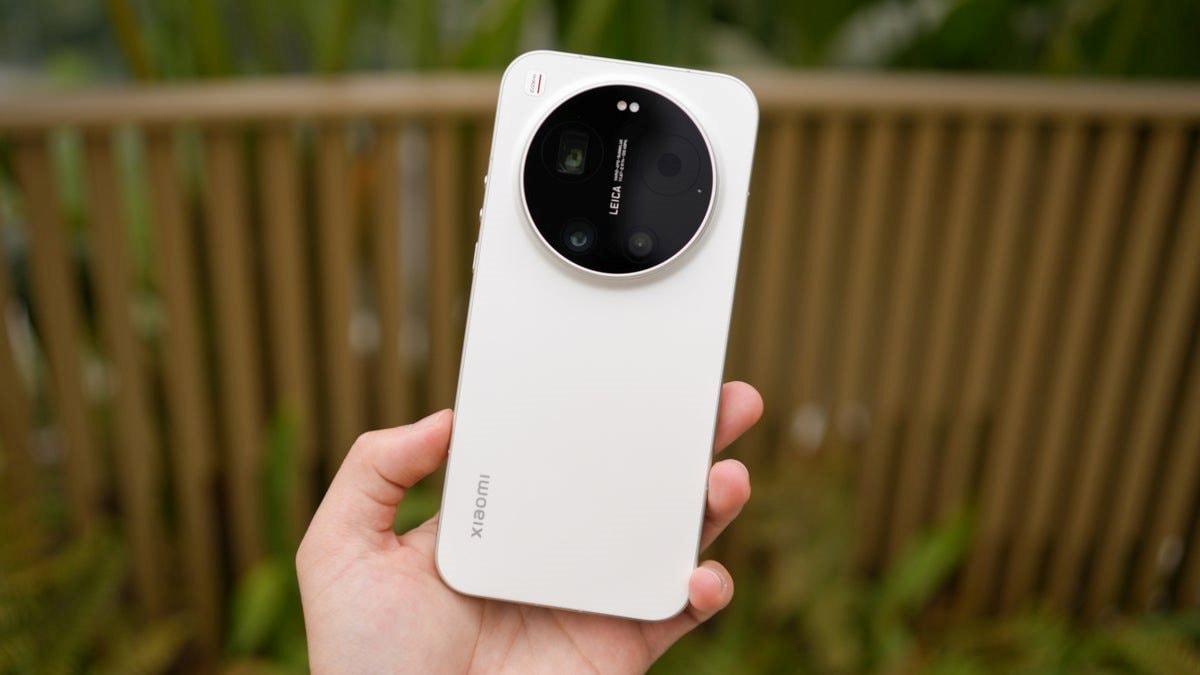 Xiaomi 17 Ultra đột ph&aacute; với pin 6 . 800 Mah v&agrave; camera tele 200MP , đối thủ đ&aacute;ng gờm năm 2026 - Ảnh 3.