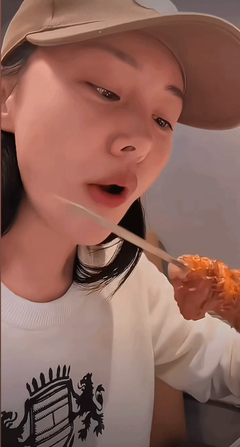 Kh&oacute; tin nổi đ&acirc;y l&agrave; Trịnh Sảng sau khi &ldquo;dao k&eacute;o&rdquo; to&agrave;n bộ gương mặt - Ảnh 2.