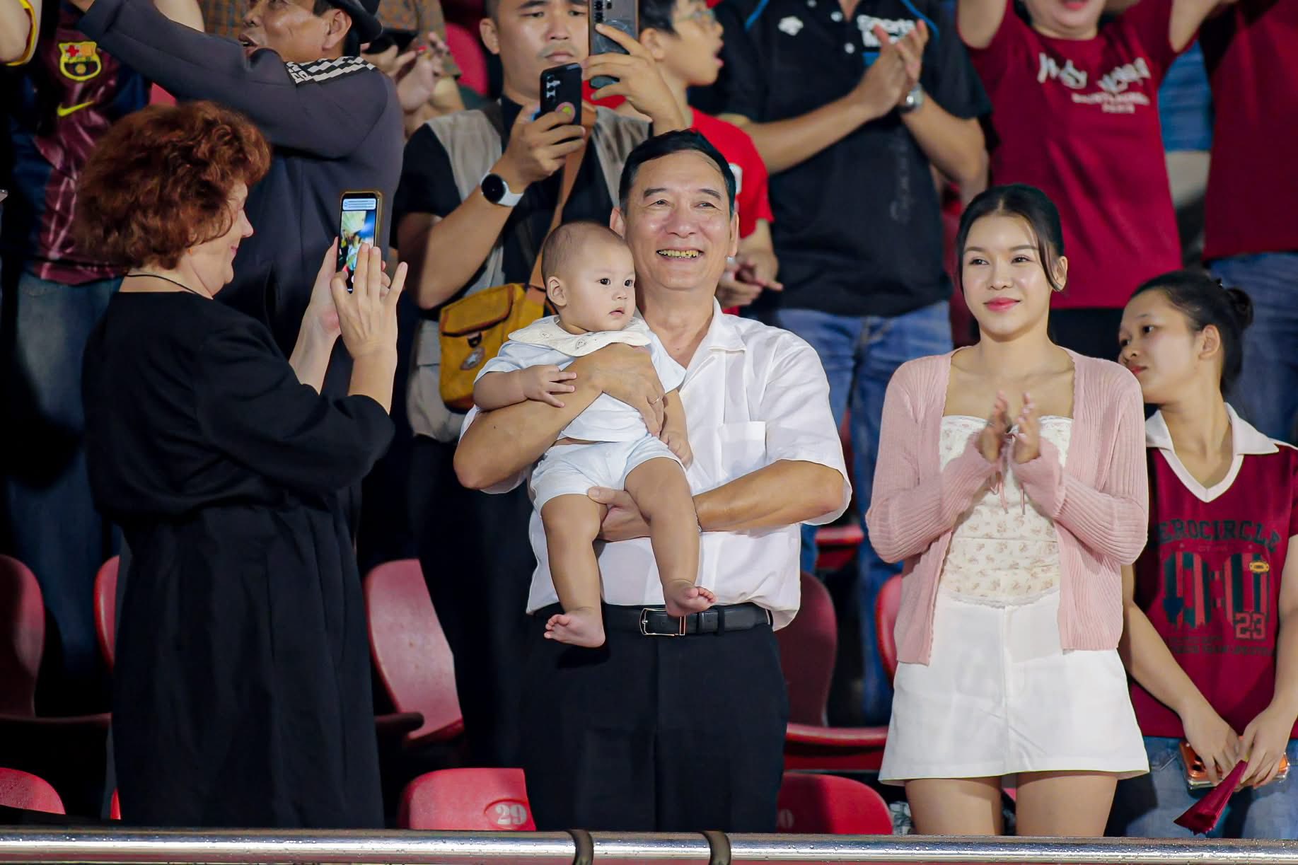 Yến Xuân tiết lộ tính cách thật của Văn Lâm- Ảnh 3.