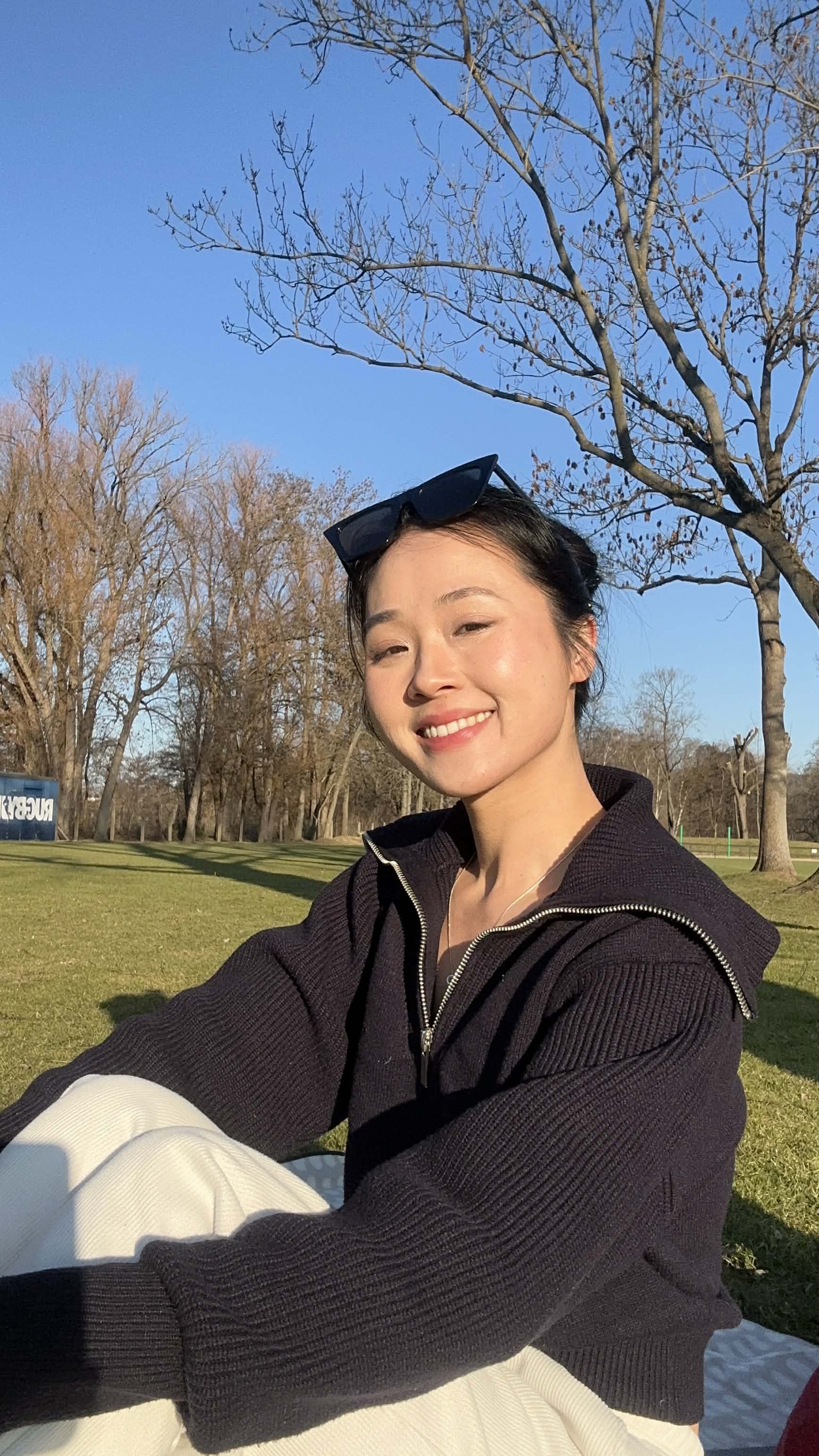 "Mẹ t&ocirc;i kẹt xỉn": C&aacute;ch ti&ecirc;u tiền độc đ&aacute;o của c&ocirc; b&aacute;n gi&ograve; chả 55 tuổi ở chợ qu&ecirc; Ph&uacute; Thọ nu&ocirc;i con du học Đức- Ảnh 1.