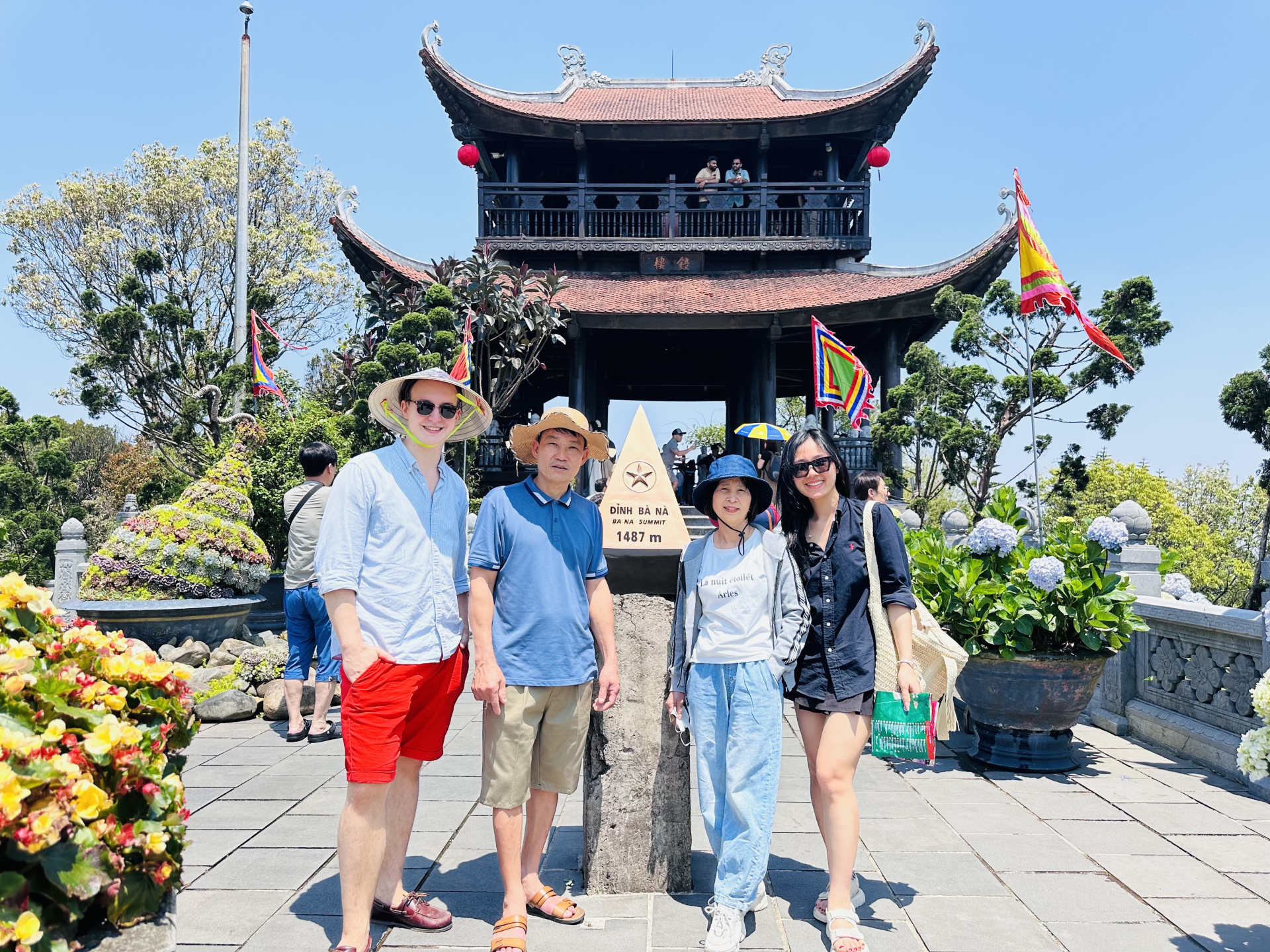 "Mẹ t&ocirc;i kẹt xỉn": C&aacute;ch ti&ecirc;u tiền độc đ&aacute;o của c&ocirc; b&aacute;n gi&ograve; chả 55 tuổi ở chợ qu&ecirc; Ph&uacute; Thọ nu&ocirc;i con du học Đức- Ảnh 5.