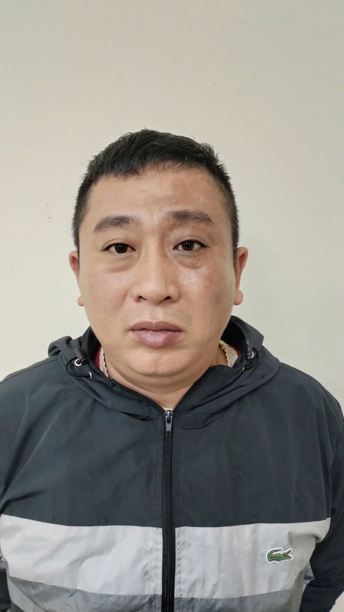 Bắt đối tượng truy n&atilde; đặc biệt Nguyễn Tuấn Anh tại nh&agrave; trọ ở H&agrave; Nội - Ảnh 1.