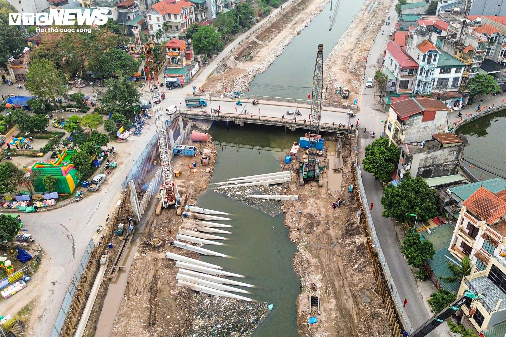 Cải tạo hạ lưu sông Kim Ngưu gần 700 tỷ đồng sắp hoàn thành tại Hà Nội - Ảnh 1.
