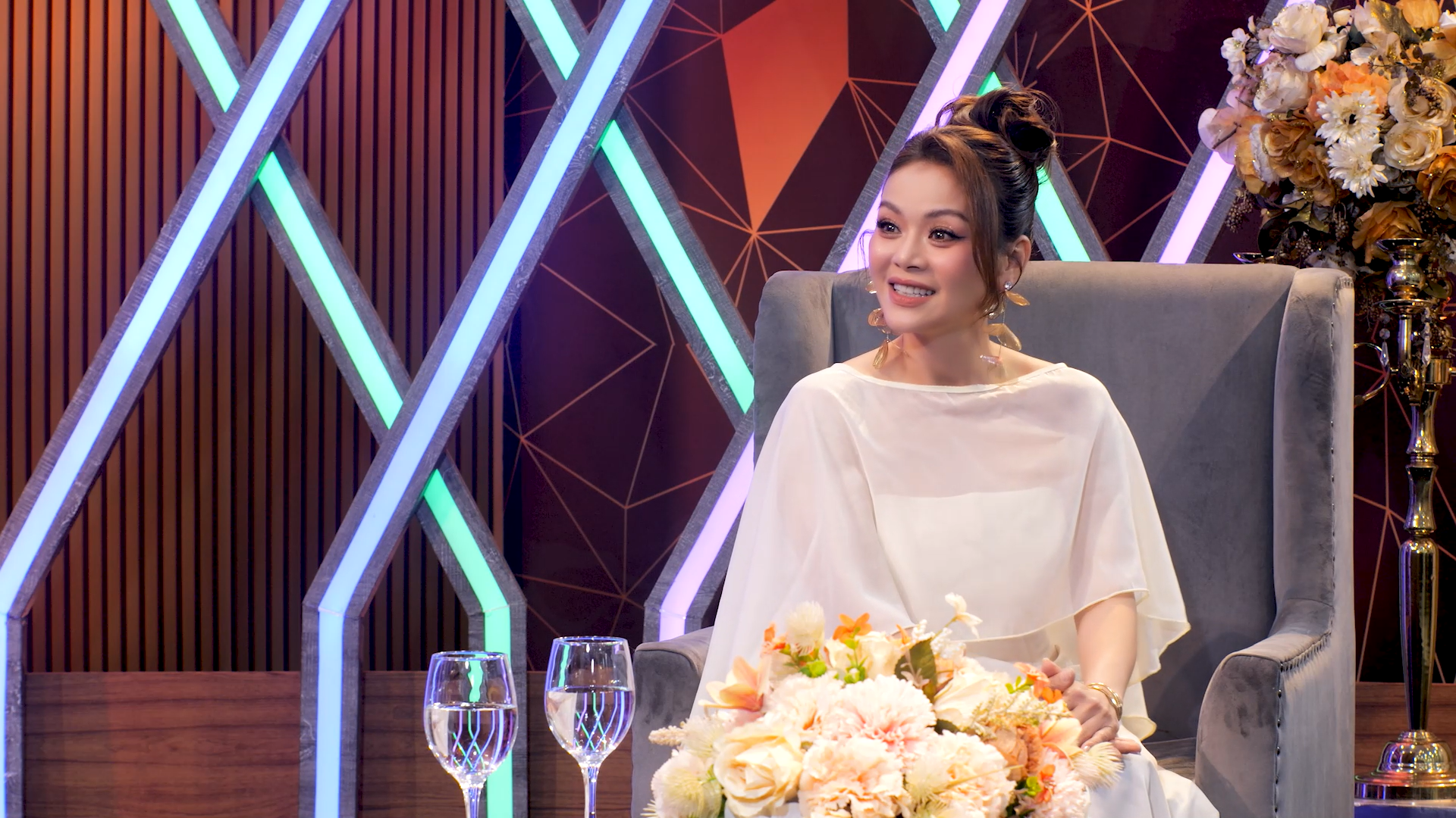 Nữ ca sĩ Việt n&oacute;i về 15 năm h&ocirc;n nh&acirc;n: &ldquo;T&ocirc;i tự hỏi quyết định lấy chồng của m&igrave;nh c&oacute; phải l&agrave; sai kh&ocirc;ng?&rdquo; - Ảnh 2.