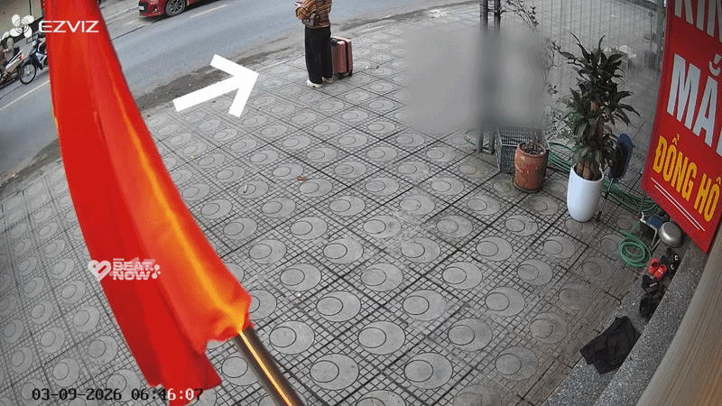 Nữ tài xế tông văng cô gái đứng vỉa hè rồi bỏ chạy: Tiết lộ danh tính - Ảnh 1.