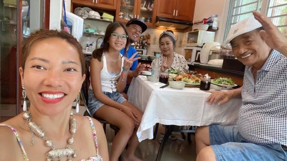 Con g&aacute;i NSND Trần Hiếu thừa nhận: "C&oacute; những l&uacute;c t&ocirc;i ăn n&oacute;i lung tung, vạ miệng" - Ảnh 1.