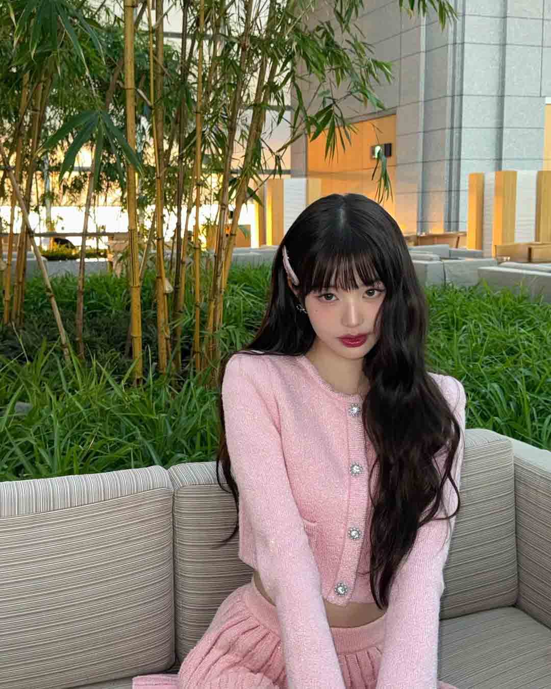 Nhan sắc giả dối của th&agrave;nh vi&ecirc;n nh&oacute;m nữ bị gh&eacute;t nhất Kpop, ai bảo giống &ldquo;c&ocirc;ng ch&uacute;a Kpop&rdquo; vậy? - Ảnh 4.