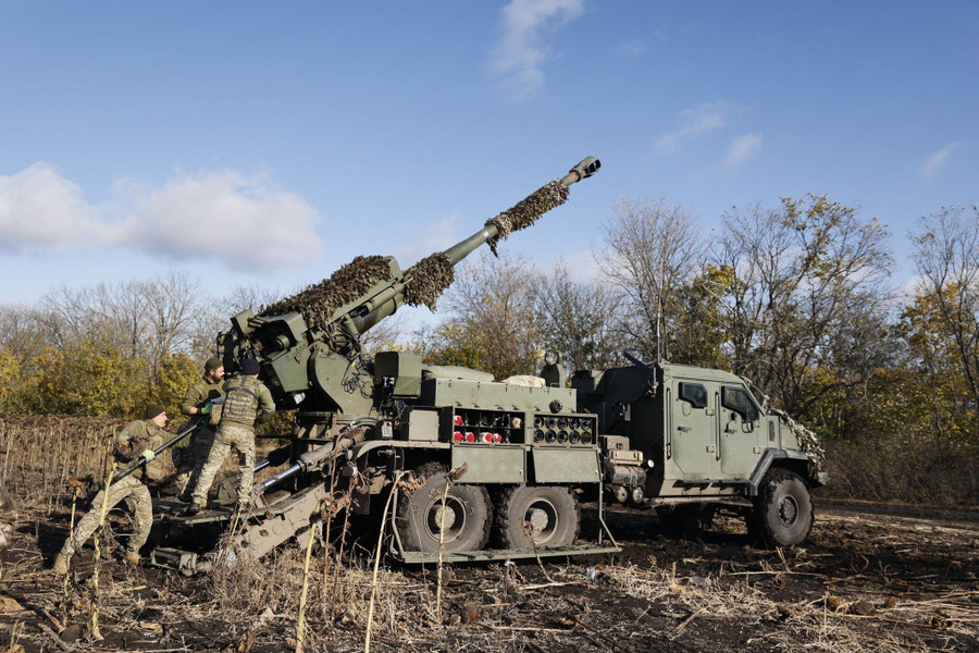 Cơ sở sản xuất ph&aacute;o tự h&agrave;nh Bogdana của Ukraine tại Ba Lan Năm 2026 - Ảnh 2.