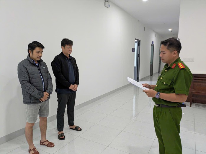 C&ocirc;ng an TPHCM bắt nh&oacute;m lừa đảo s&agrave;n tiền ảo Wedex trong năm 2026 - Ảnh 2.