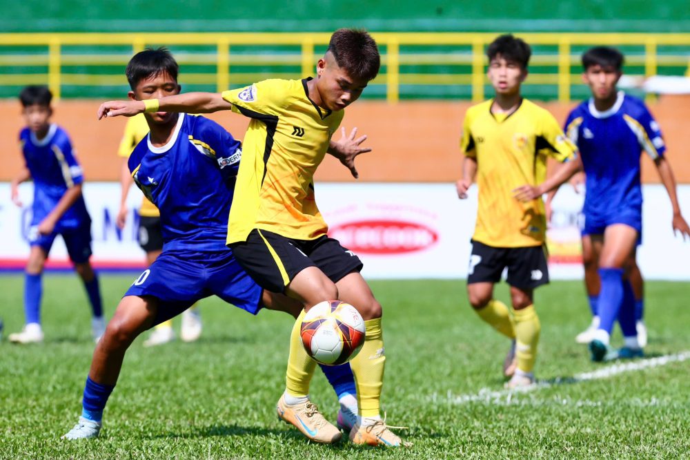 H&agrave; Nội I thắng đậm trận ra qu&acirc;n VCK giải b&oacute;ng đ&aacute; v&ocirc; địch U15 quốc gia &ndash; C&uacute;p Modern 2026 - Ảnh 4.