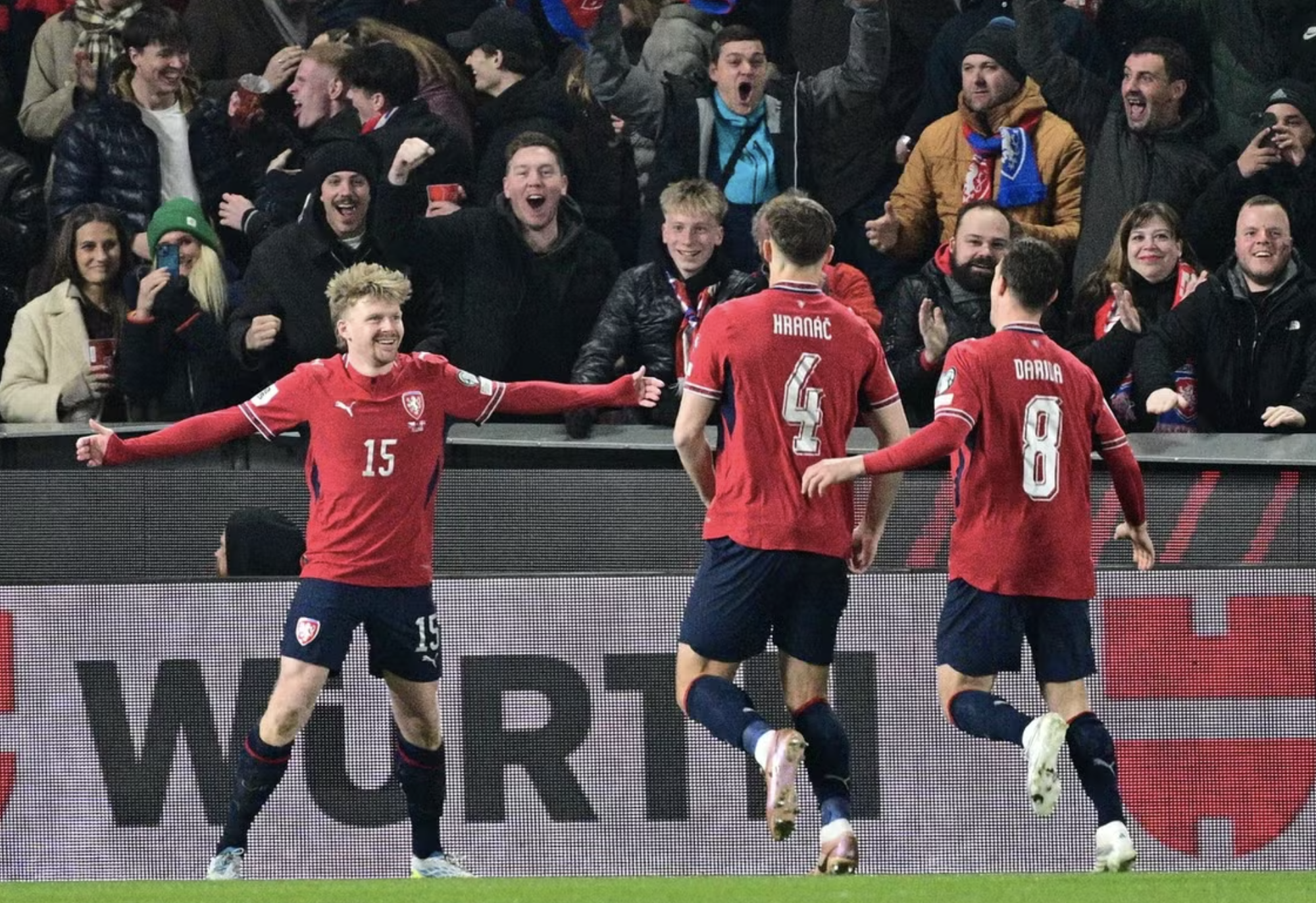 Châu Âu chốt đủ 16 suất dự World Cup 2026: Kịch tính và nhiều bất ngờ - Ảnh 4.