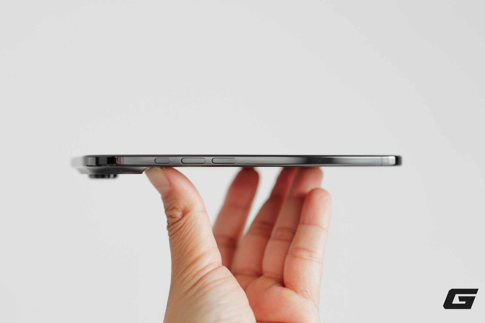 Xu hướng smartphone siêu mỏng đang quay trở lại, nhưng mỏng không có là đủ? - Ảnh 11.