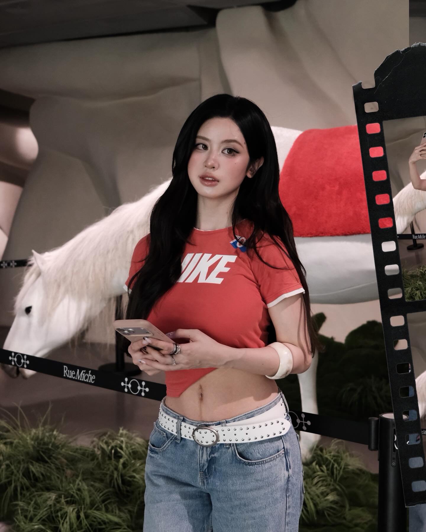 Hội mỹ nữ Việt được b&aacute;o Trung khen l&ecirc;n tận m&acirc;y xanh từ 6 - 7 năm trước, giờ ra sao?- Ảnh 9.