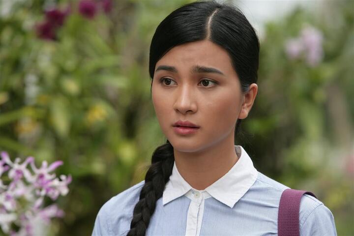 Kim Tuyến y&ecirc;u đồng giới v&agrave; sự thay đổi cuốn h&uacute;t của nữ NSƯT trẻ nhất miền Nam - Ảnh 1.