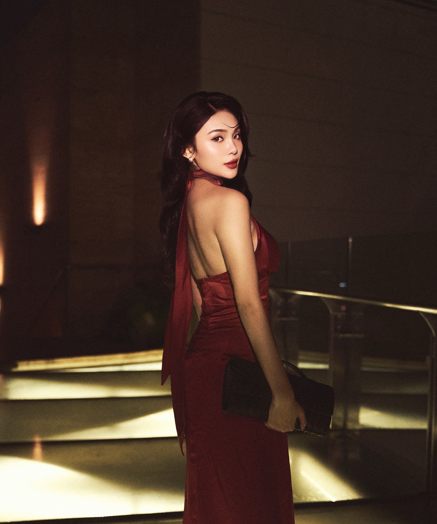 TikToker 2003 - bạn g&aacute;i Michael Trương g&acirc;y sốc với trang phục dự sự kiện như đang... nude!- Ảnh 13.