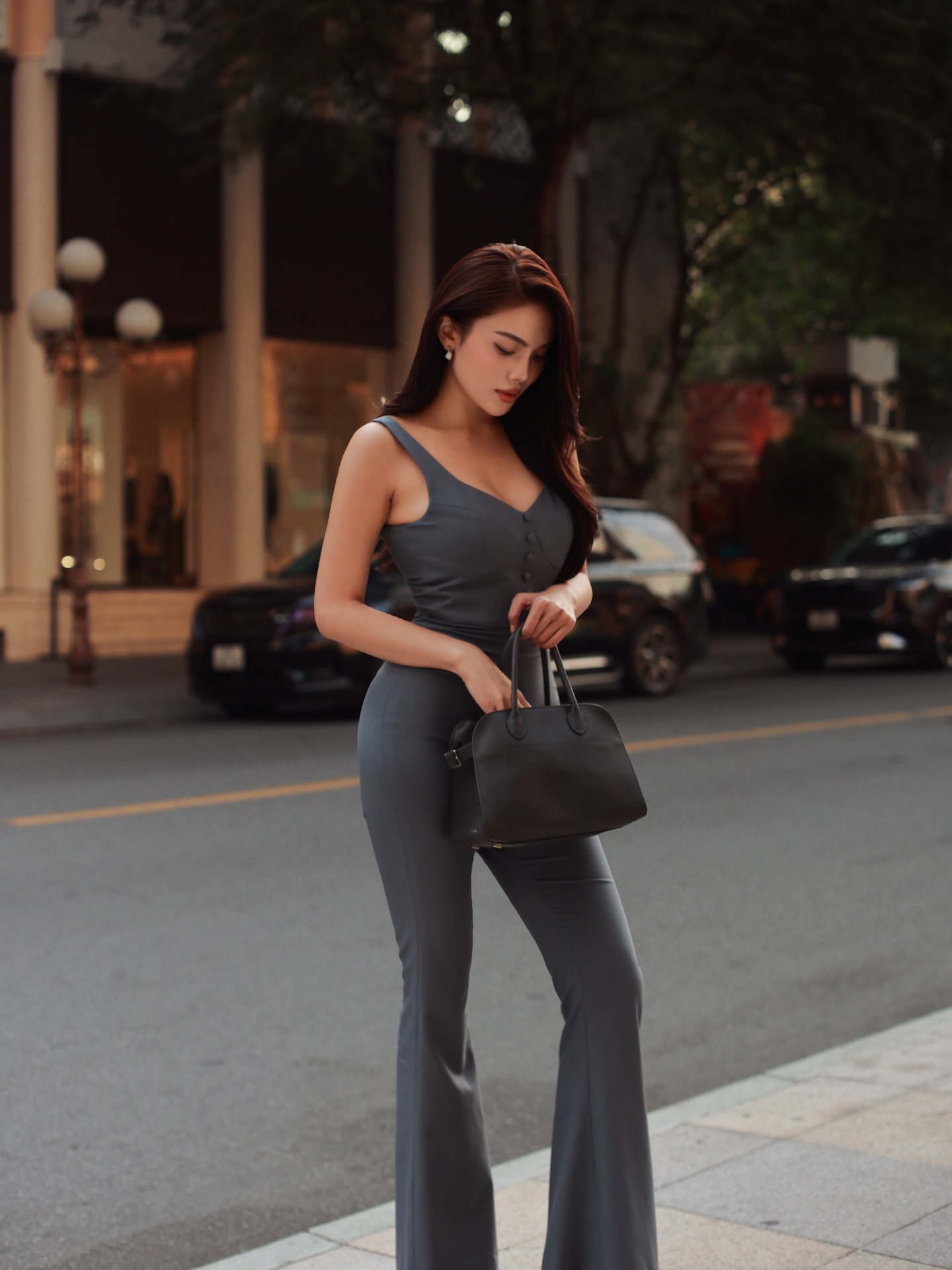 TikToker 2003 - bạn g&aacute;i Michael Trương g&acirc;y sốc với trang phục dự sự kiện như đang... nude!- Ảnh 10.