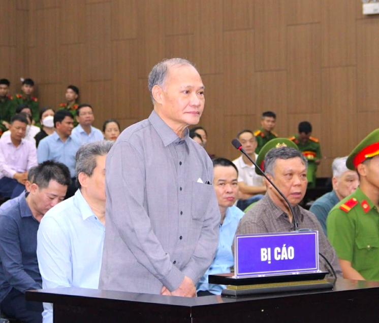 Cần &aacute;p dụng h&igrave;nh phạt tương xứng với cựu Thứ trưởng Ho&agrave;ng Văn Thắng trong vụ &aacute;n tham nhũng - Ảnh 2.