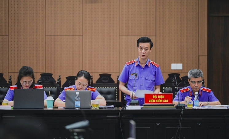 Cần &aacute;p dụng h&igrave;nh phạt tương xứng với cựu Thứ trưởng Ho&agrave;ng Văn Thắng trong vụ &aacute;n tham nhũng - Ảnh 1.