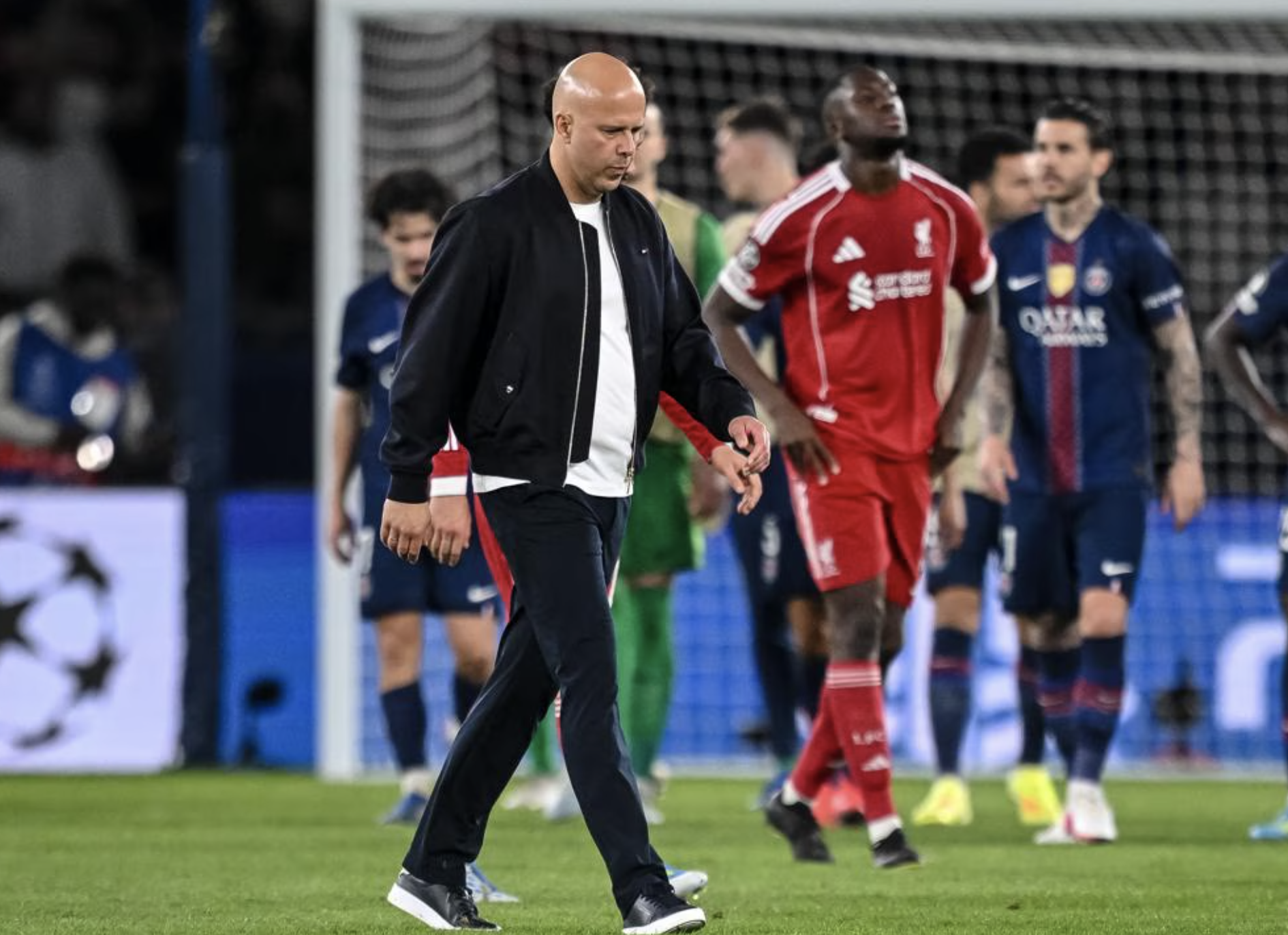 Liverpool chưa x&aacute;c định thời điểm sa thải "thuyền trưởng" Arne Slot - Ảnh 1.