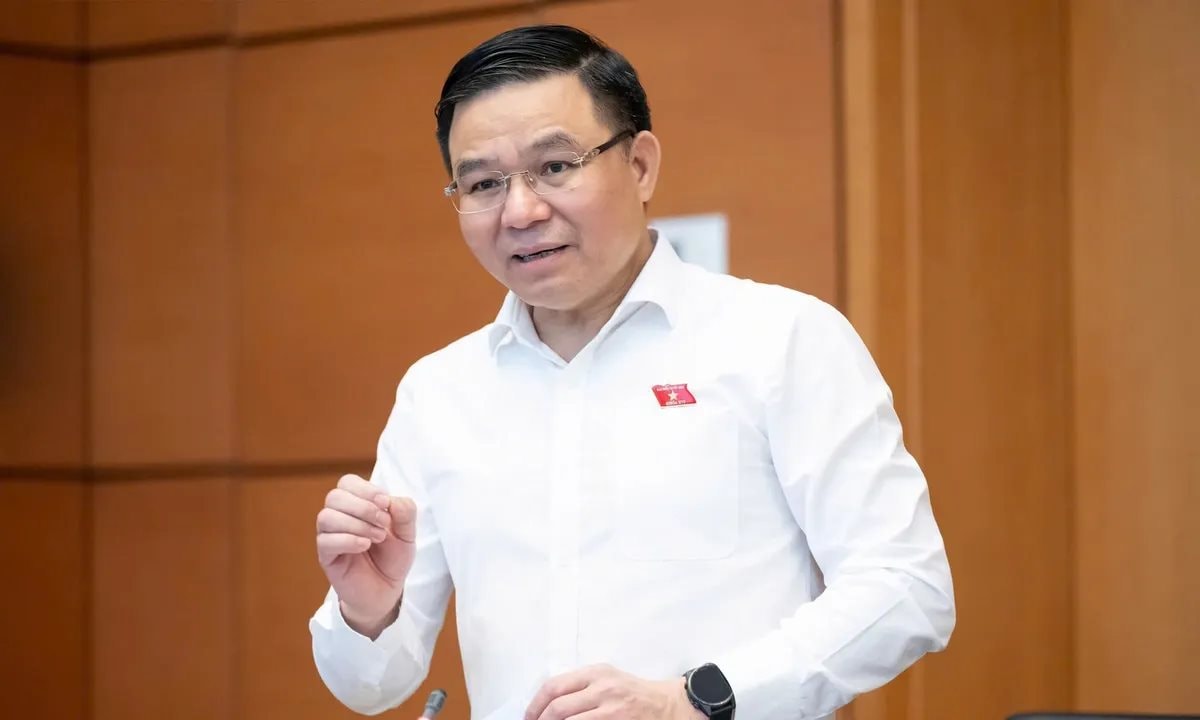 Trong khi l&aacute;ng giềng ban bố t&igrave;nh trạng khẩn cấp v&igrave; xăng dầu, Việt Nam g&acirc;y bất ngờ khiến b&aacute;o Nga th&aacute;n phục - Ảnh 2.