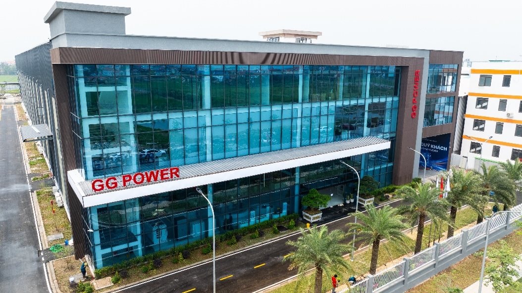 Hưng Y&ecirc;n c&oacute; nh&agrave; m&aacute;y pin lưu trữ năng lượng đạt chuẩn thế giới: Diện t&iacute;ch 1,2 hecta, do người Việt l&agrave;m chủ - Ảnh 2.