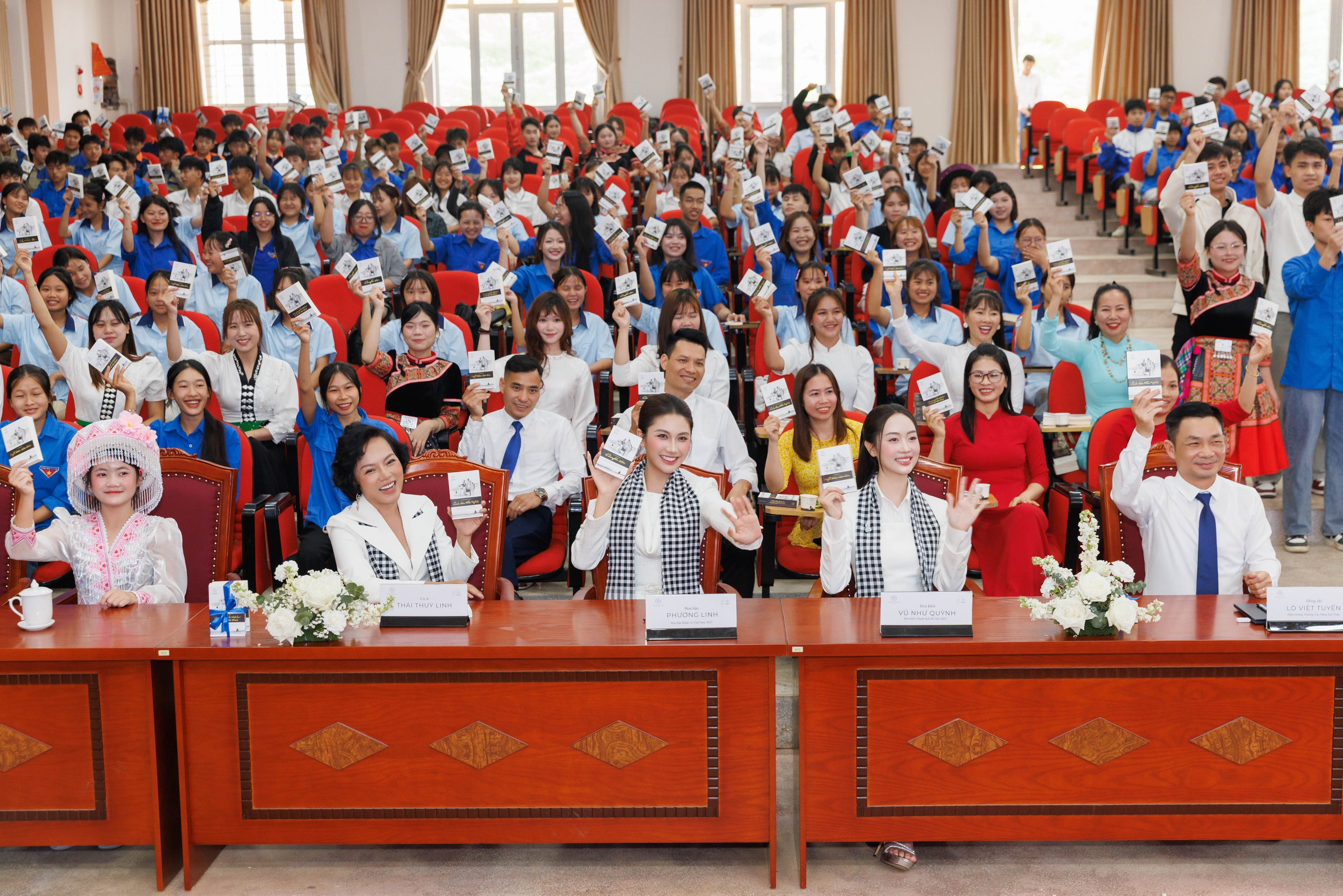 NHẬT KÝ HÀNH TRÌNH TỪ TRÁI TIM: KHƠI MẠCH CHÍ LỚN GIỮA VÙNG CAO LAI CHÂU - Ảnh 1.