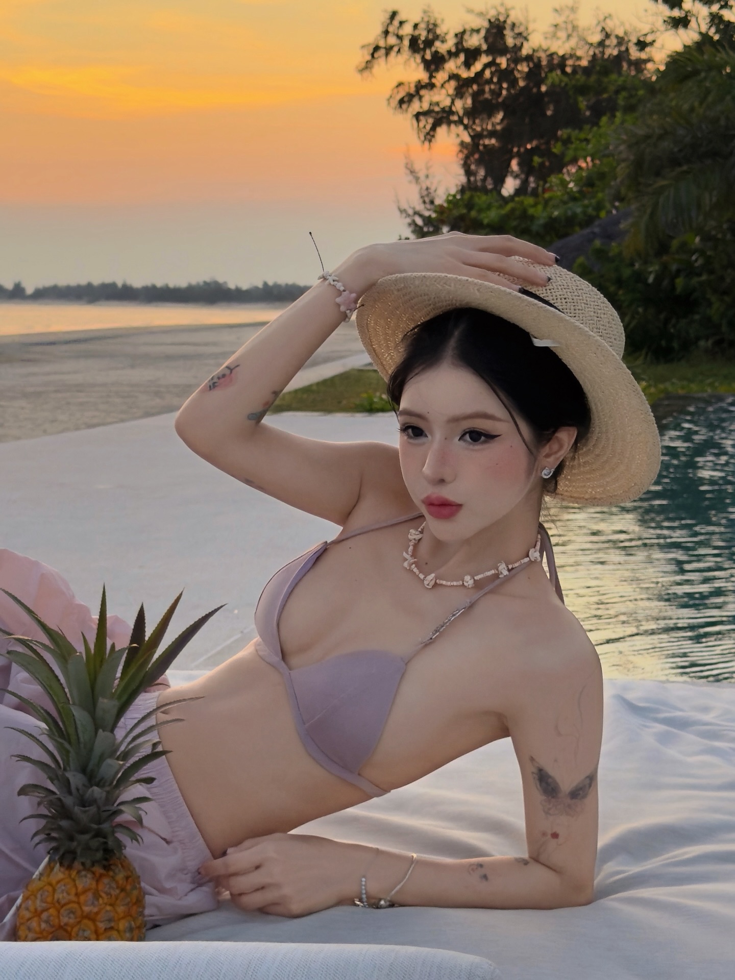 Ciin khiến tất cả ngỡ ng&agrave;ng với bộ ảnh mới- Ảnh 7.