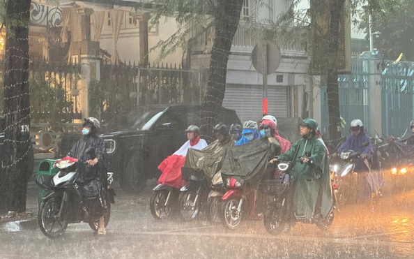 Miền Bắc sẽ xuất hiện mưa rào, nắng nóng dịu dần trong tuần tới - Ảnh 1.