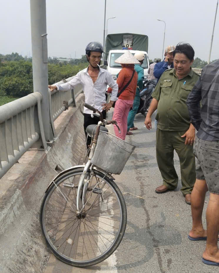 Trong 10 ng&agrave;y , 3 trường hợp nhảy cầu tự tử ở T&acirc;y Ninh g&acirc;y x&ocirc;n xao dư luận - Ảnh 1.