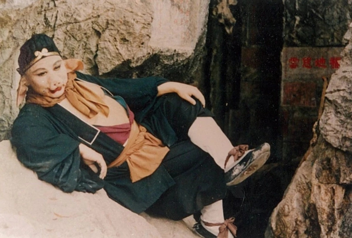 H&ocirc;n nh&acirc;n vi&ecirc;n m&atilde;n gần 6 thập kỷ của "Trư B&aacute;t Giới" M&atilde; Đức Hoa - Ảnh 2.