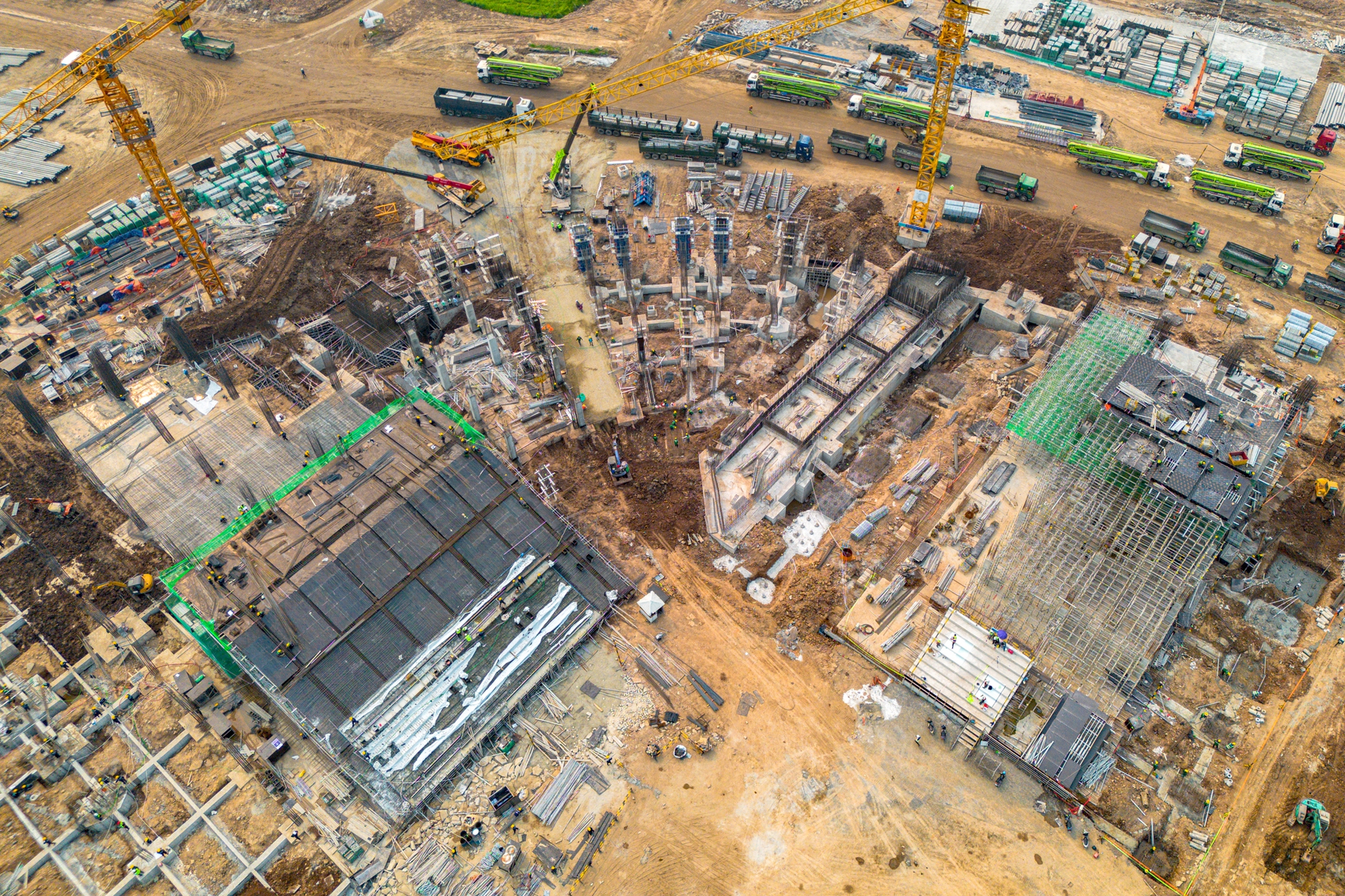 Đại c&ocirc;ng trường x&acirc;y s&acirc;n vận động lớn thứ hai Việt Nam: Lột x&aacute;c sau 2 th&aacute;ng, kh&aacute;n đ&agrave;i 60.000 chỗ dần lộ diện - Ảnh 8.