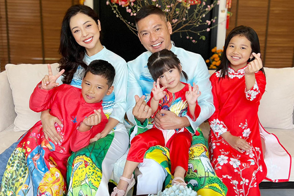 Con g&aacute;i Jennifer Phạm: Được nu&ocirc;i dạy chuẩn &ldquo;l&aacute; ngọc c&agrave;nh v&agrave;ng&rdquo;, 13 tuổi xinh như hoa hậu - Ảnh 1.