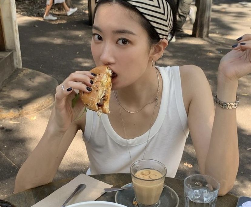 Từ ngày mai, sáng dậy đói mấy cũng ĐỪNG ăn 4 món "phá thận" dưới đây: Bác sĩ đã cảnh báo! 19 tu ngay mai sang day doi may cung dung an 4 mon pha than duoi day bac si da canh bao anh1 215559 1775954002249 1775954002919452949604