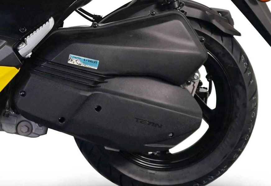 Chưa đến 50 triệu đ&atilde; c&oacute; thể mua được xe tay ga sở hữu loạt c&ocirc;ng nghệ khủng v&agrave; ngoại h&igrave;nh y hệt Yamaha XMAX- Ảnh 7.